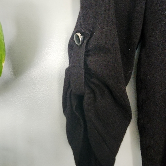 LE Chateau black sweater ruched 3/4 sleeves medium - Picture 3 of 6